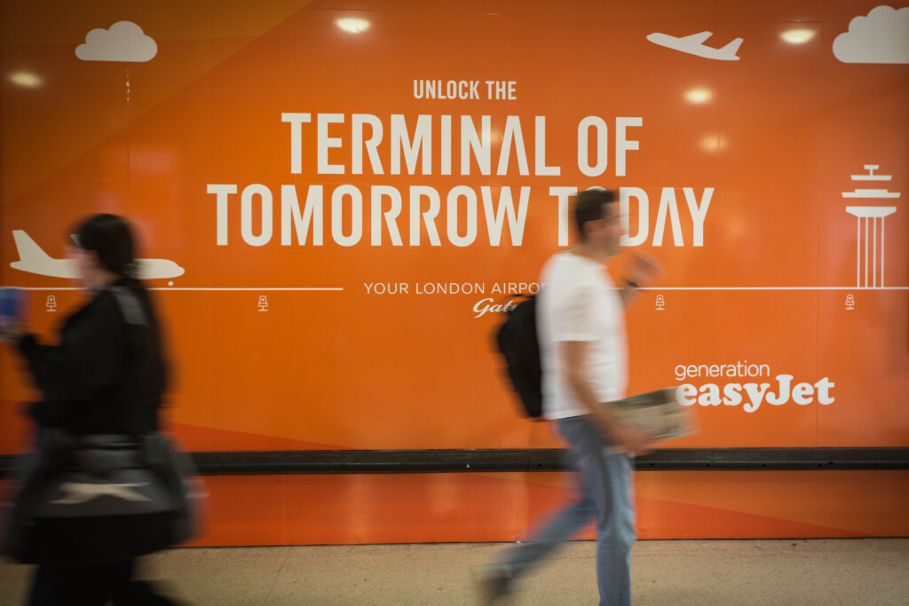 Thumbnail-easyjet-takeover